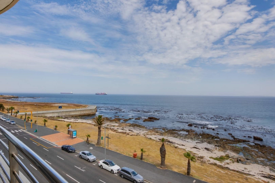 3 Bedroom Property for Sale in Mouille Point Western Cape